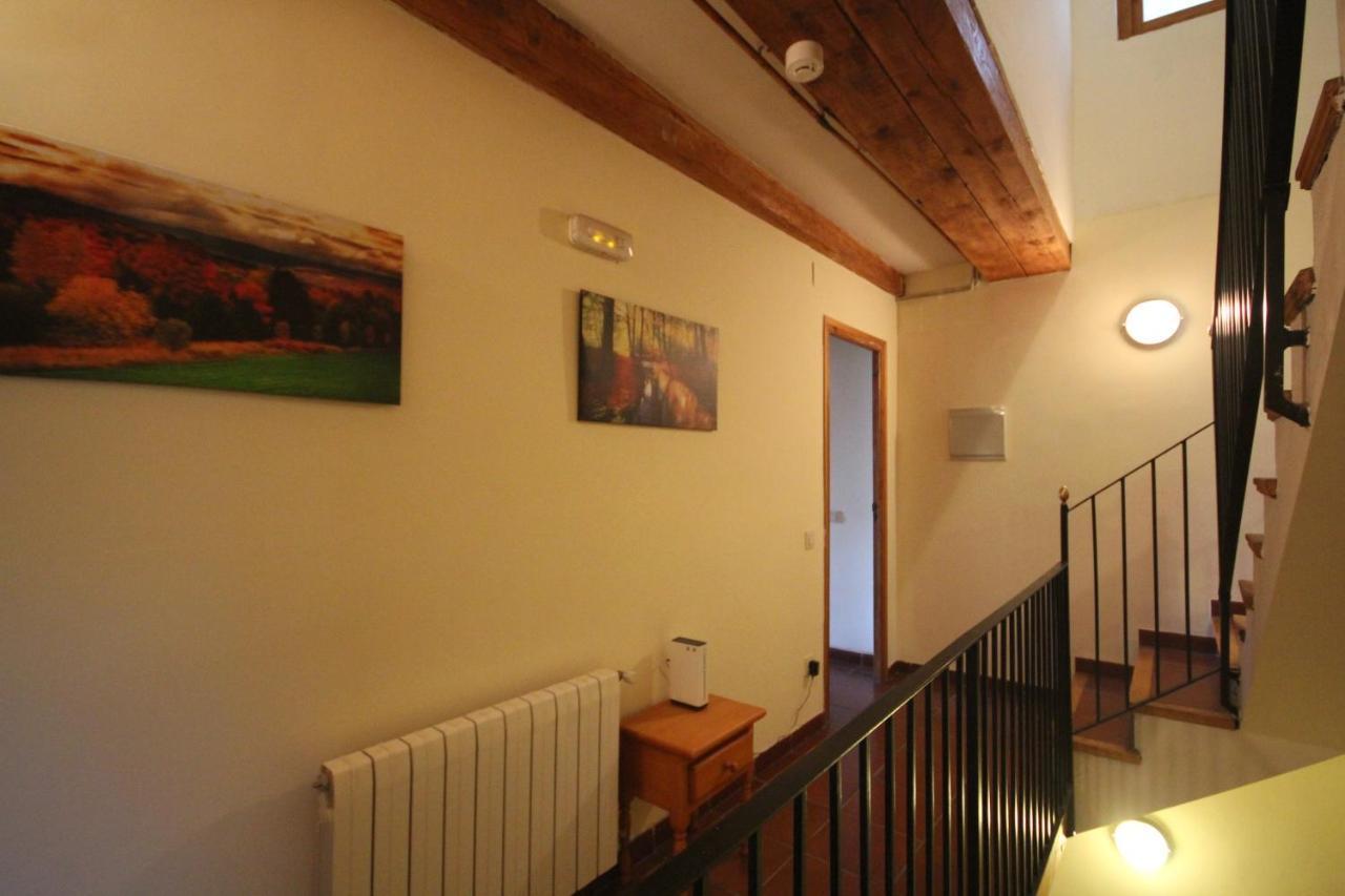 Hostal Centre Del Montsec Llimiana Экстерьер фото